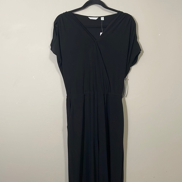 NWT New York & Company Black Cold Shoulder Jumpsuit - Picture 1 of 6
